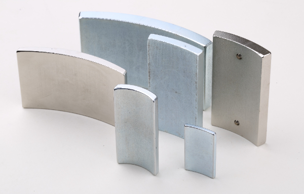 &iacute;m&atilde;s de neod&iacute;mio